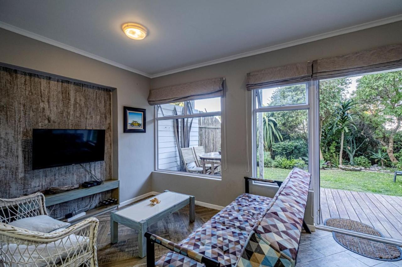 Beach Front Jeffreys Bay Exterior photo